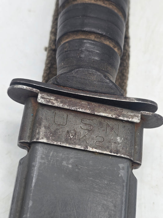 Poignard USN Mk2 Camillus NY garde etuis 6581 vp