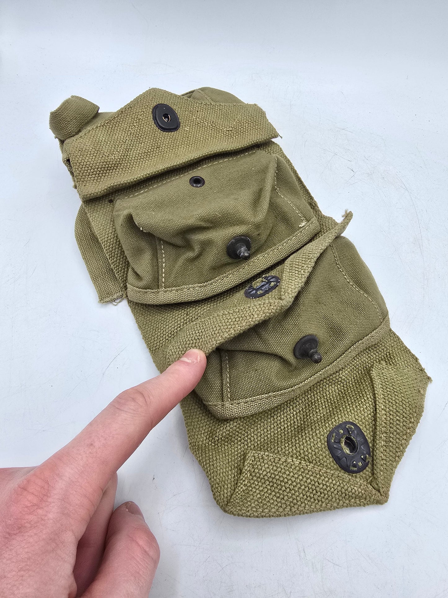 Pochettes 3 poches portes grenades Mk2 US 1944 JQMD 1944