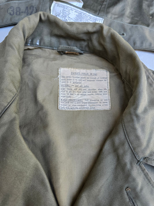 Veste M1943 US Army Août 1944+ Capuche daté 1945