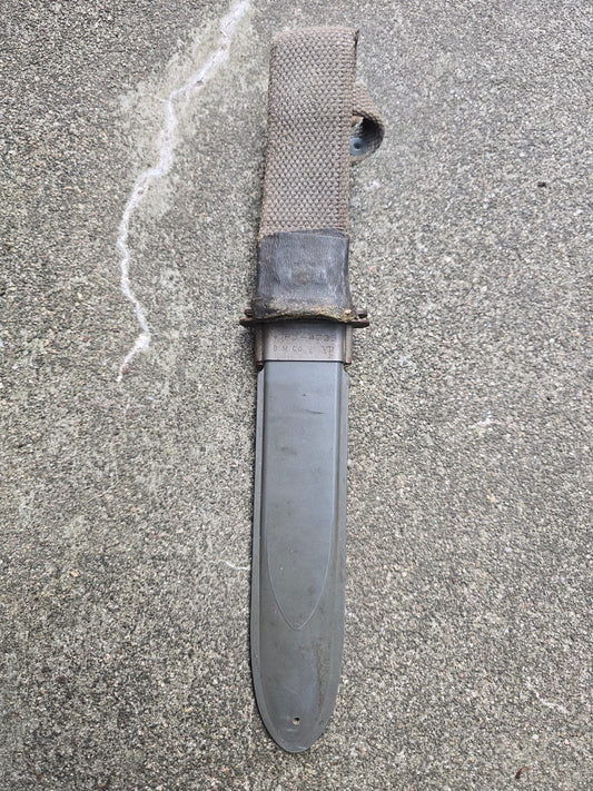 Rare poignard USN MK2 marquages garde et lame