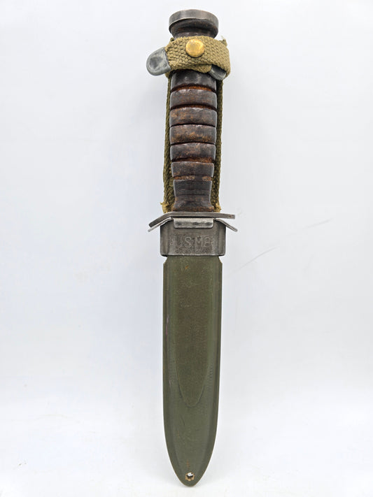Poignard US M3 Impérial marquage garde