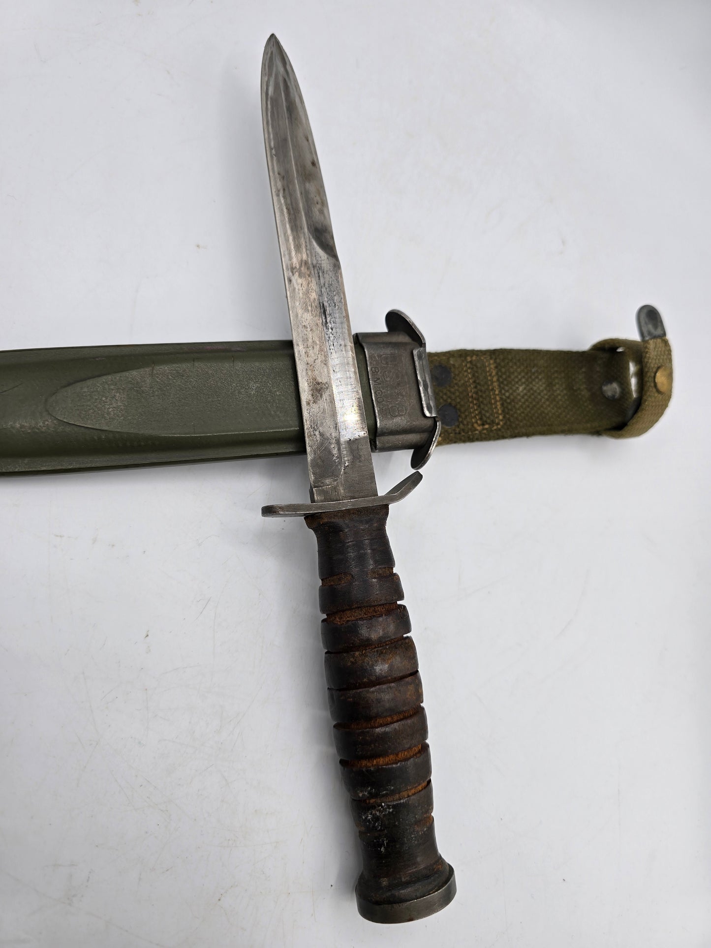 Poignard US M3 Impérial marquage garde