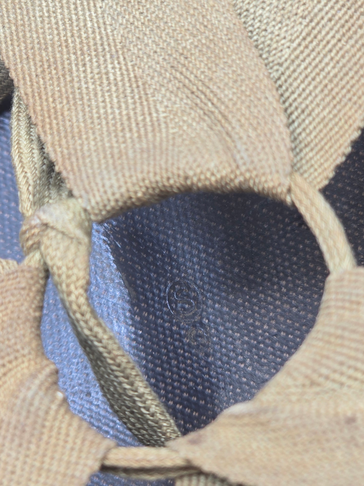 Liner sous casque US M1 américain Seaman A Vert avec jugulaire clapet à rouleau vert