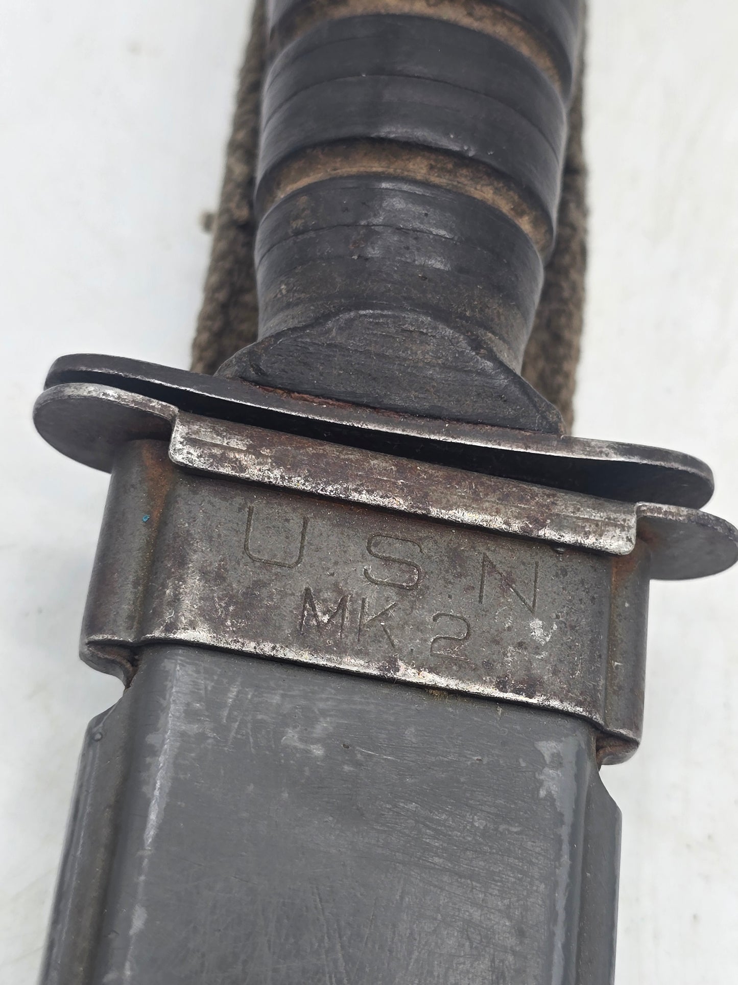 Poignard USN Mk2 Camillus NY garde etuis 6581 vp