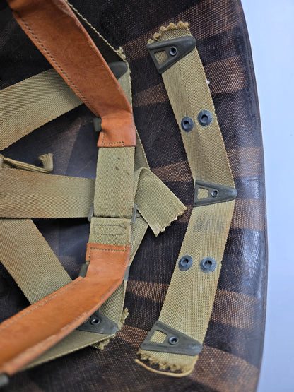 Liner sous casque US M1 américain Seaman A Vert avec jugulaire clapet à rouleau vert