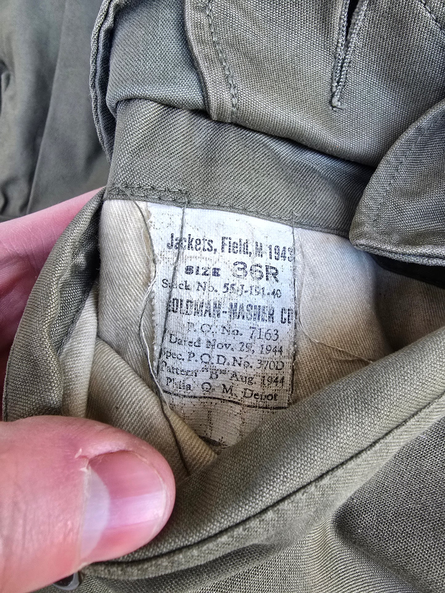 Veste M1943 US Army Août 1944+  Capuche daté 1945
