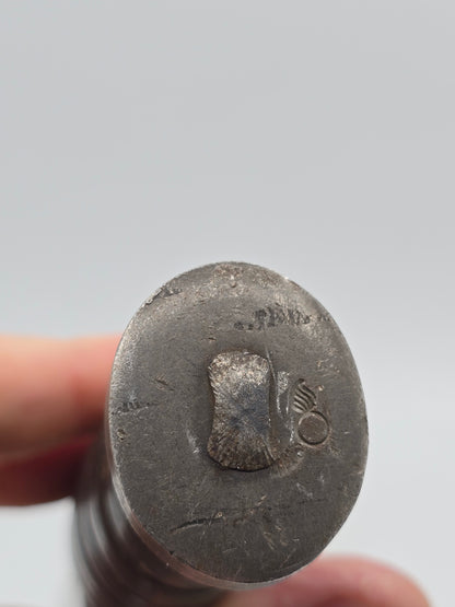 Poignard US M3 Impérial marquage garde