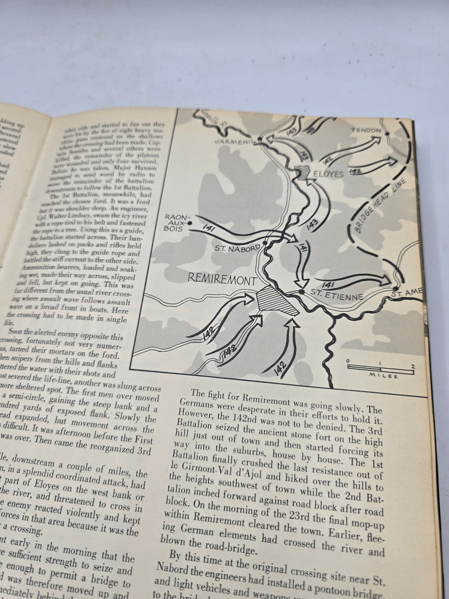 History Books 36th ID US The Fighting 36th original  livre Texas Division