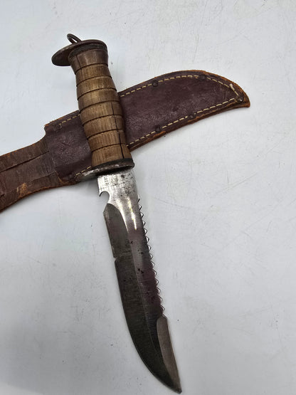 Poignard US WW2 EGW dent de scie nominatif