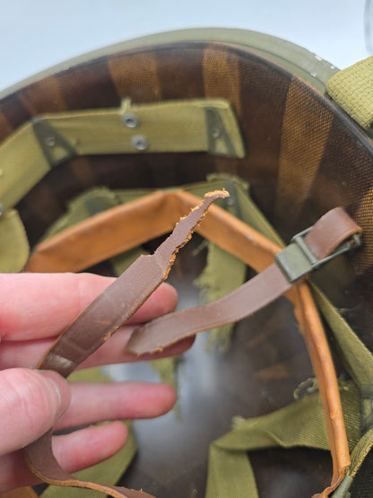 Casque US M1 WW2 lot 60B pattes fixes avec liner