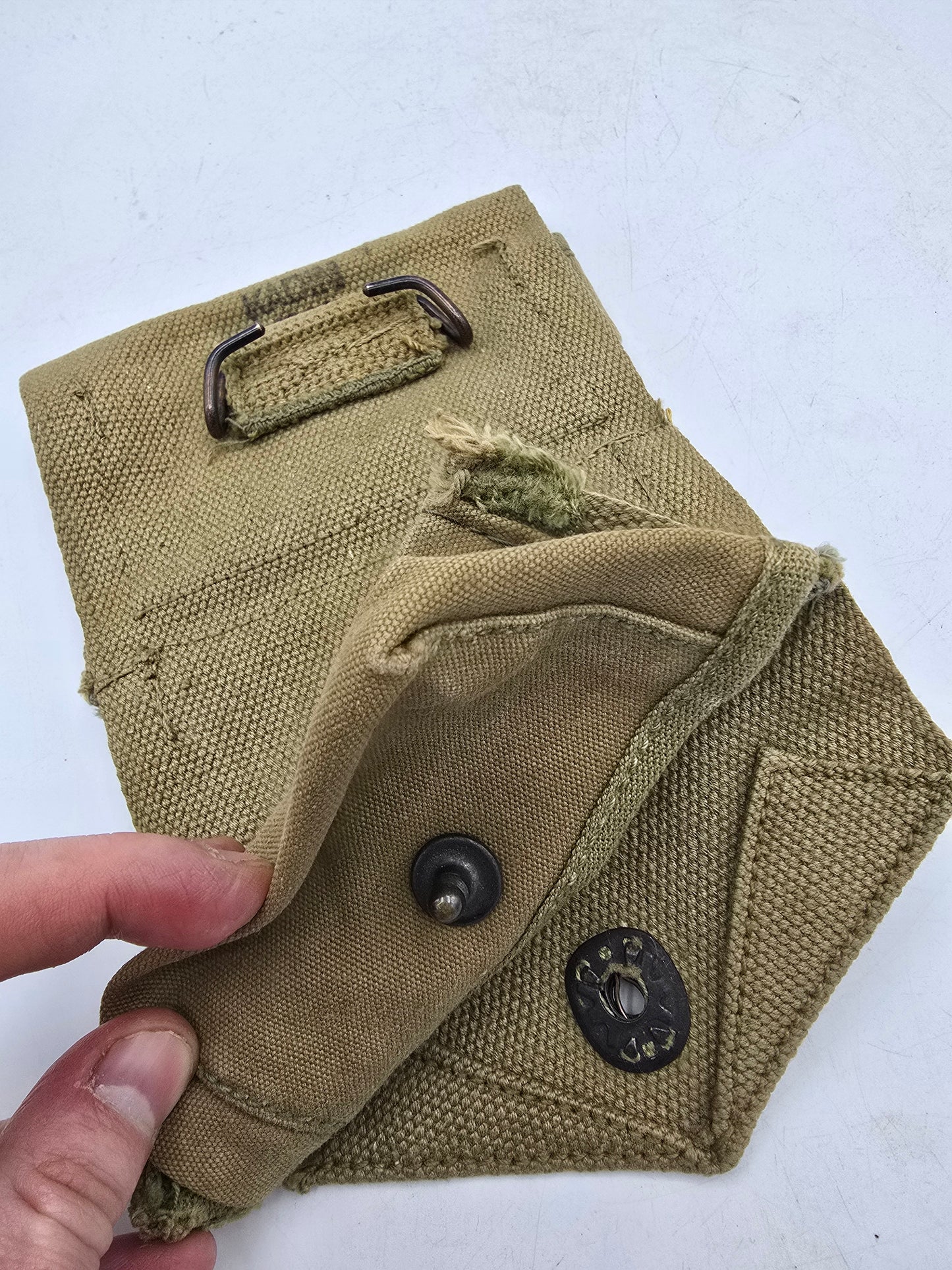 Pochette portes grenades 3 poches US WW2 Kadin 1944