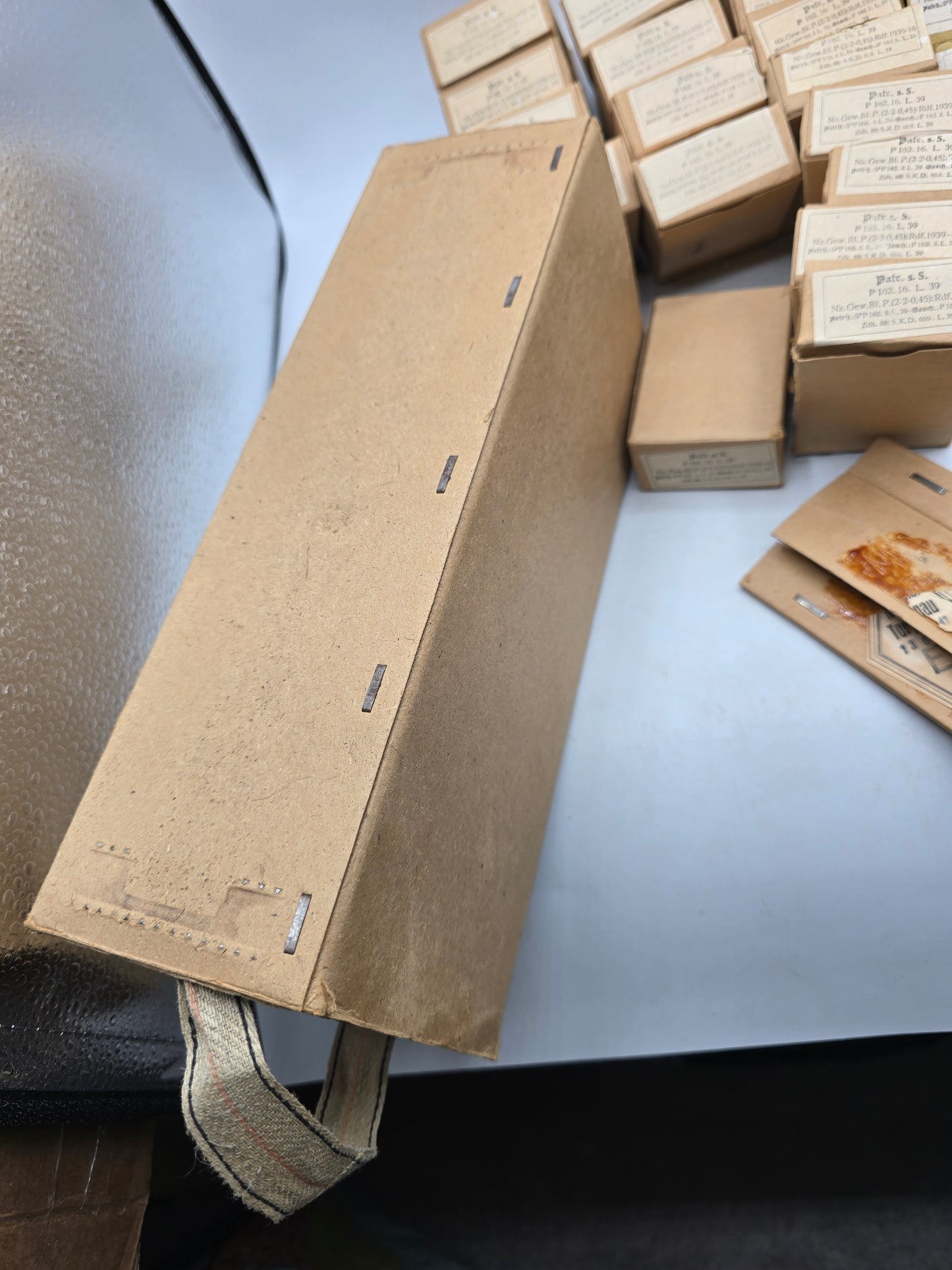Boite carton Tragschlaufe IL P16 1939 + ses 20 boites