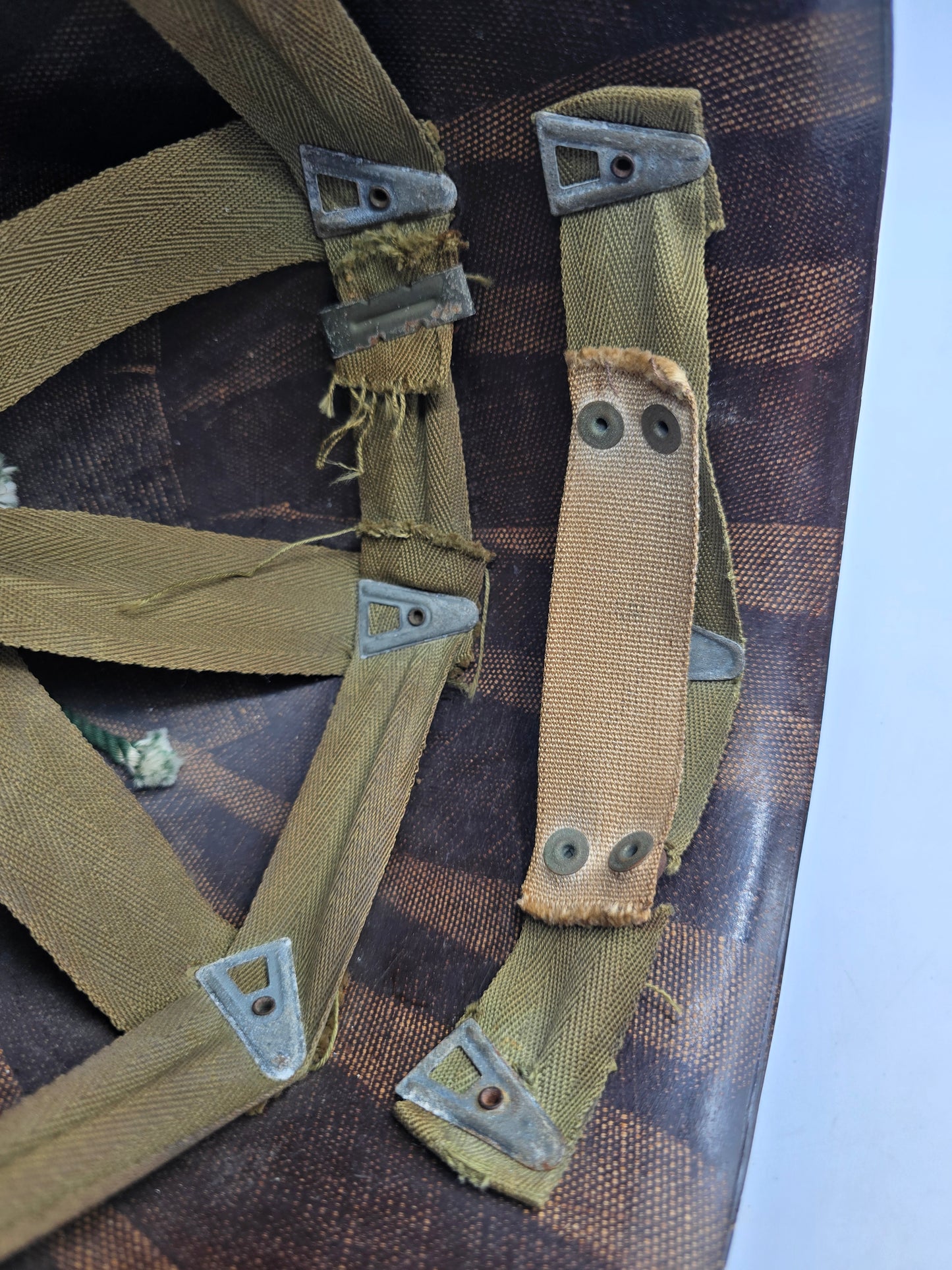 Liner sous casque américain M1 Westinghouse A non peint avec nuquière rayonne