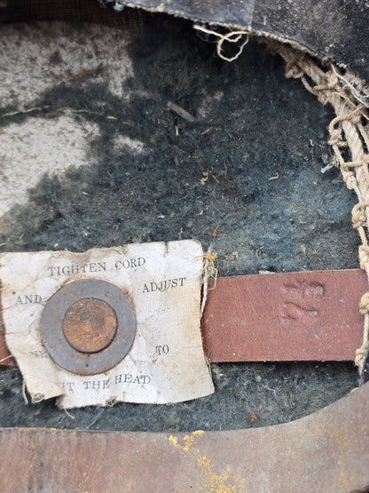 Casque US M1917 daté 1917 complet ZC188