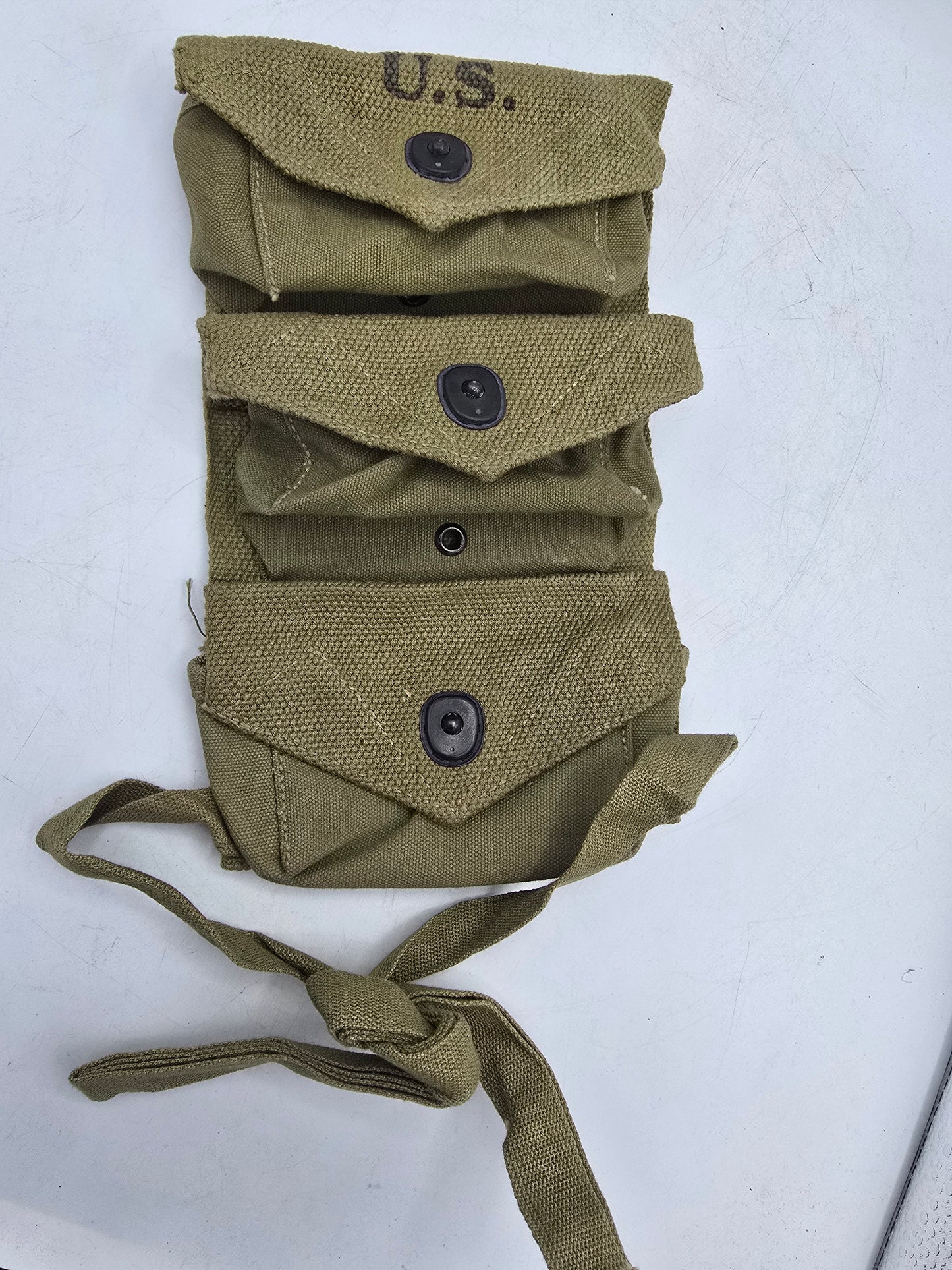 Pochettes 3 poches portes grenades Mk2 US 1944 JQMD 1944