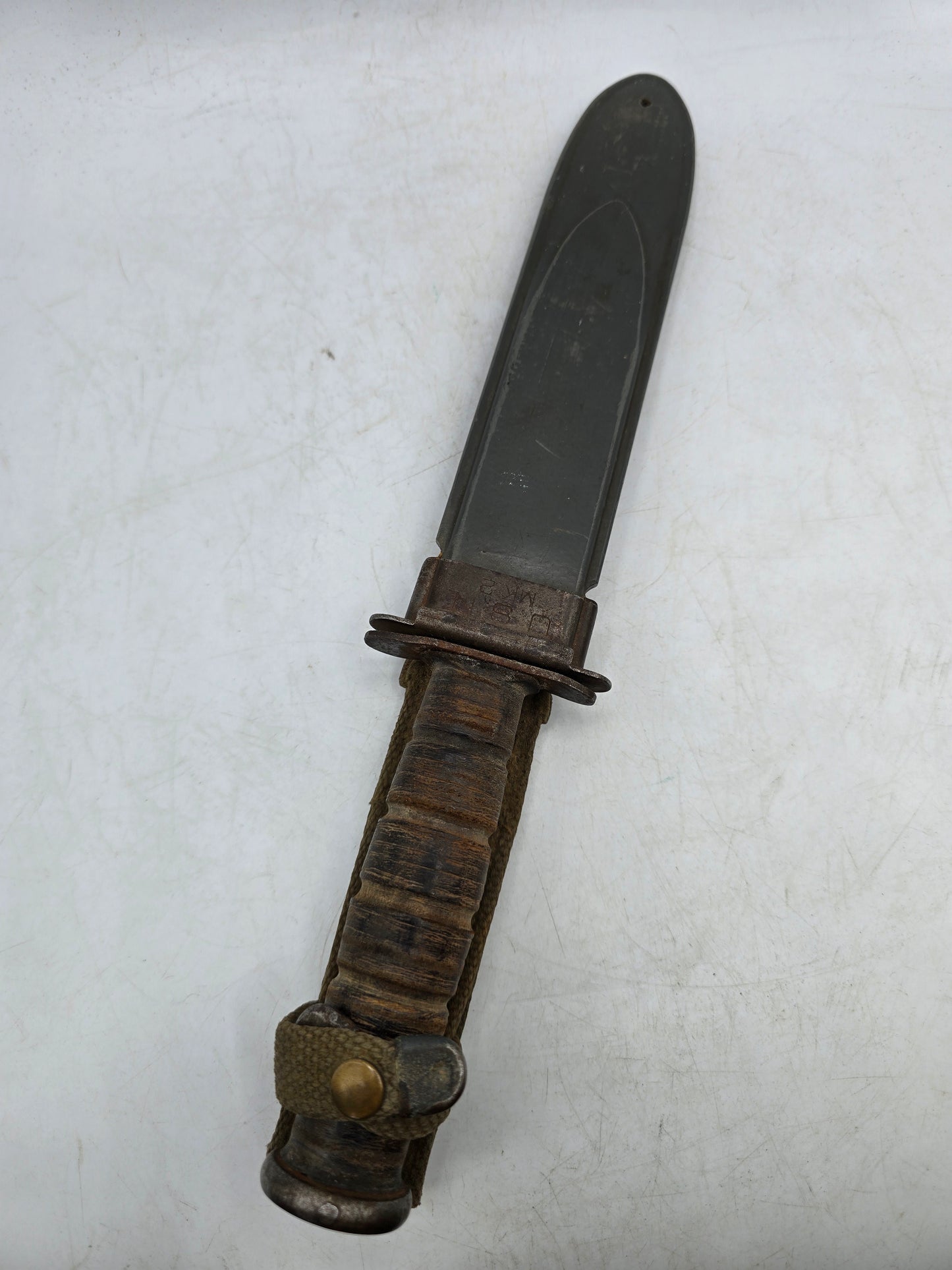 Poignard USN MK2 Camillus lame NY KaBar WW2