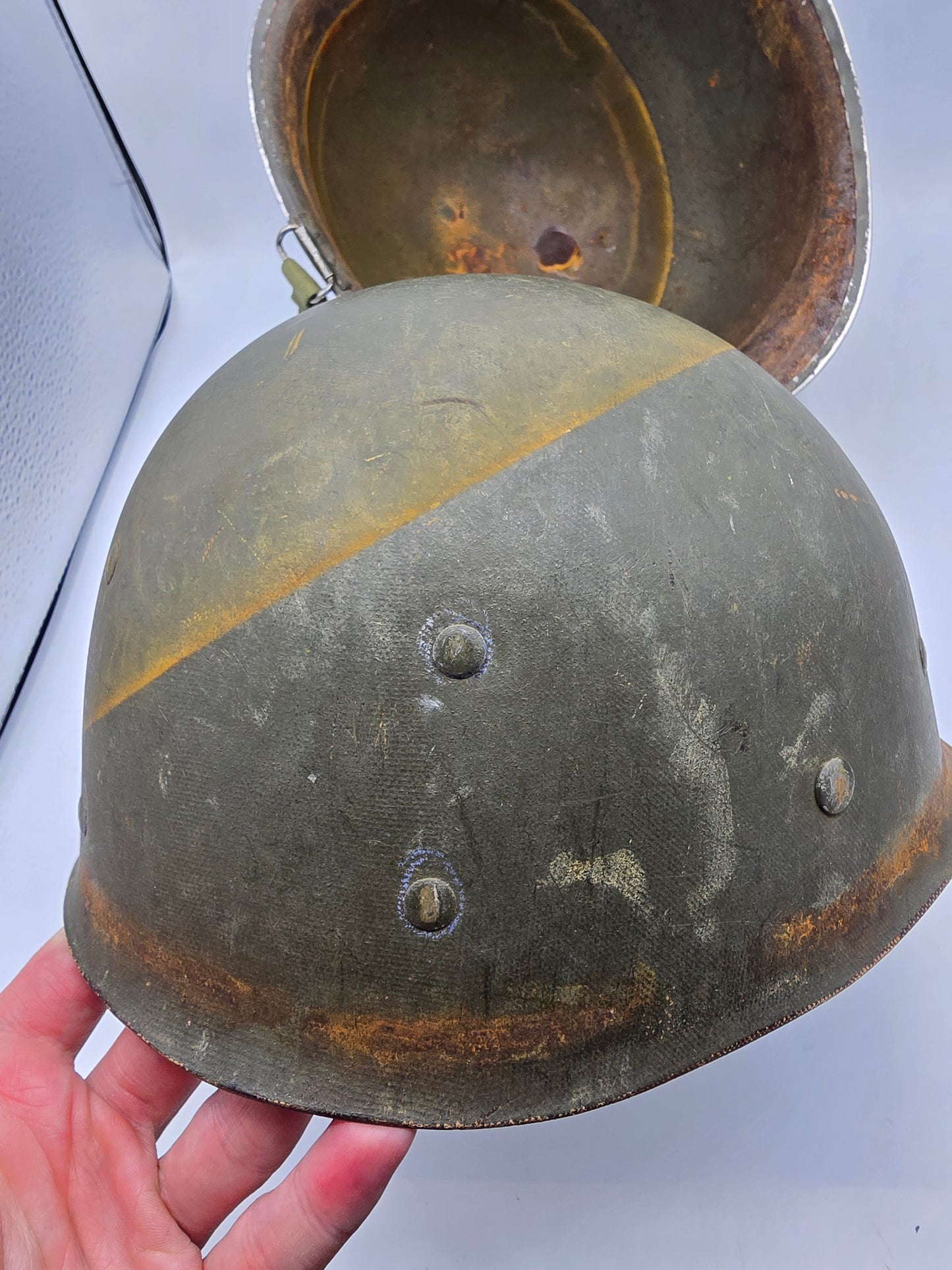Casque US M1 pattes fixes d'usine modifié en mobile avec liner Westinghouse