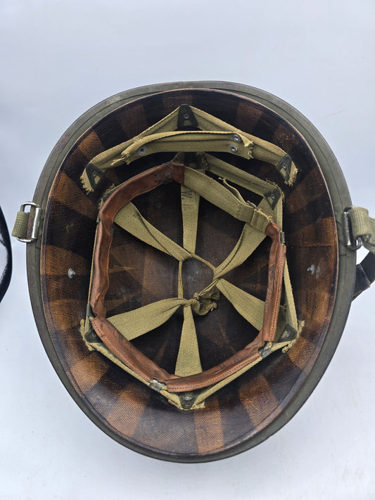 Casque US M1 Coque Schlueter 421A Liner A Vert Seaman avec tampons